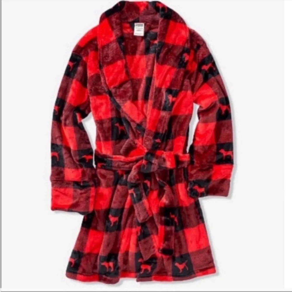 🤩Host pick!!🤩PINK Victoria’s Secret Sherpa Robe - Picture 3 of 3